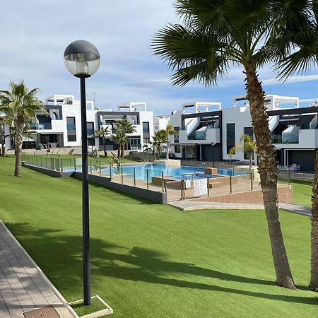Punta Prima Oasis Beach Fase 9 Torrevieja Exterior photo